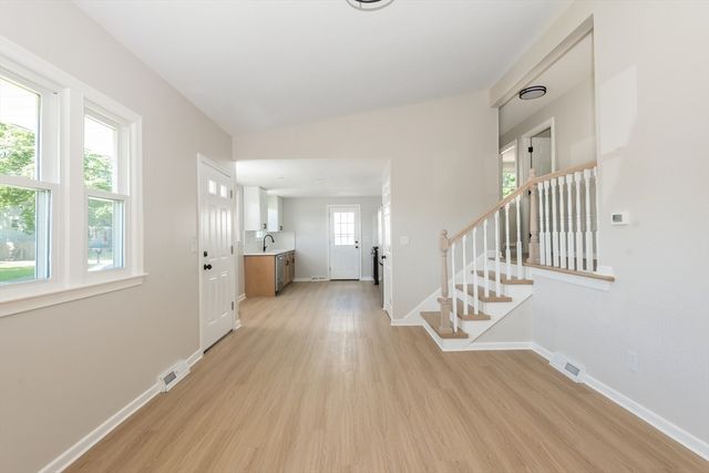 42 Pratt St, Brockton, MA 02302