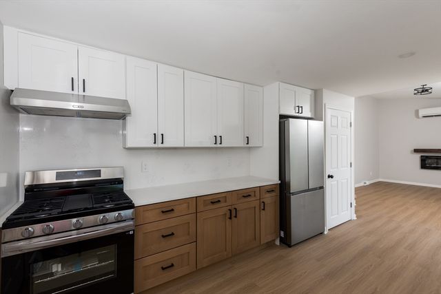 42 Pratt St, Brockton, MA 02302