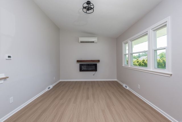 42 Pratt St, Brockton, MA 02302