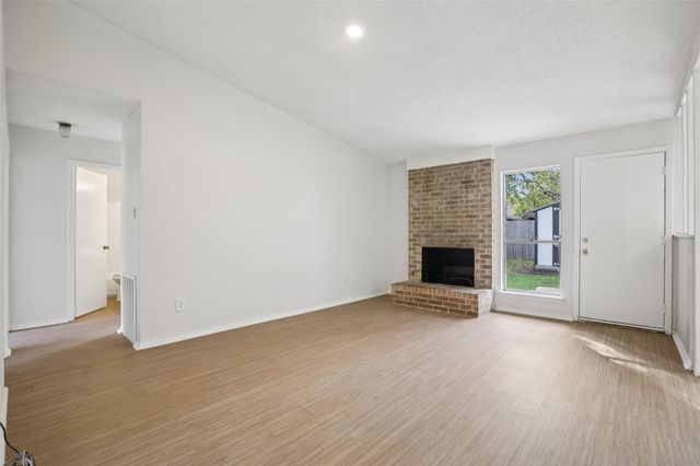 405 Baldridge DR, Austin, TX 78748