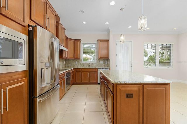 13813 BENAVENTE AVENUE, Orlando, FL 32827