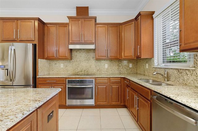 13813 BENAVENTE AVENUE, Orlando, FL 32827