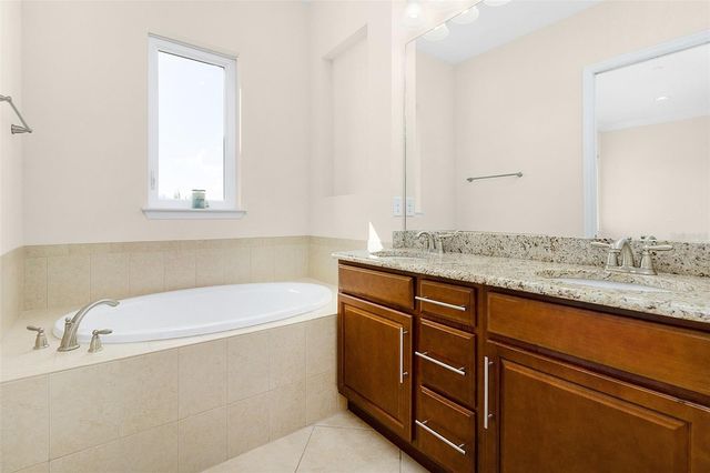 13813 BENAVENTE AVENUE, Orlando, FL 32827