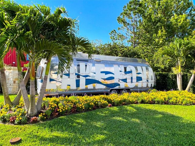 13813 BENAVENTE AVENUE, Orlando, FL 32827