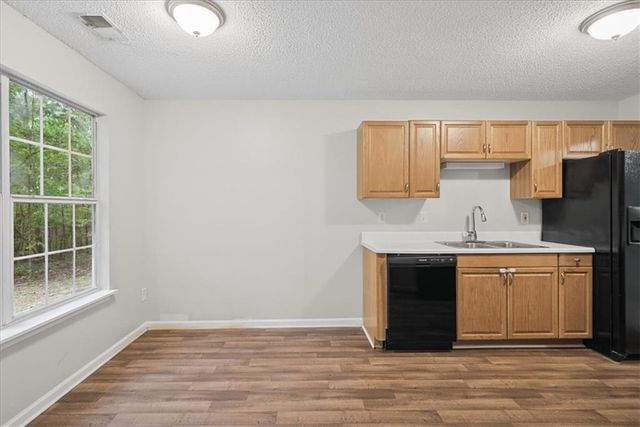 112 Old Mountain Rd, Rockmart, GA 30153