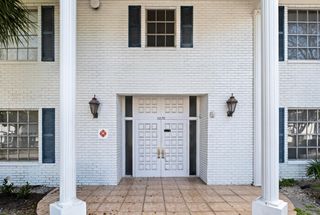 2270 NE 68th Street 1927, Fort Lauderdale, FL 33308