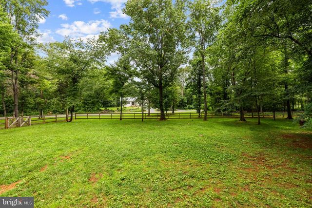 9448 GREEN RD, Midland, VA 22728