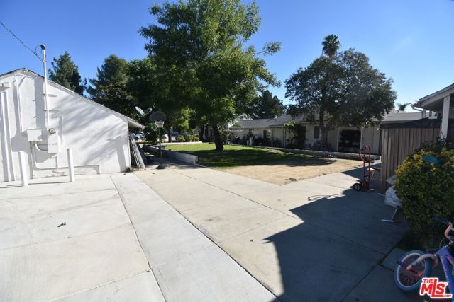 12215 San Fernando Road, Sylmar (los Angeles), CA 91342