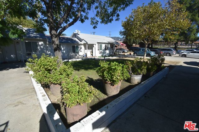 12215 San Fernando Road, Sylmar (los Angeles), CA 91342