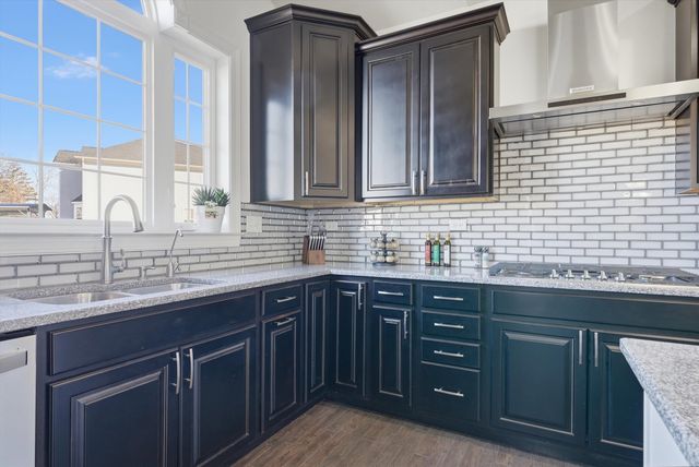 2617 Barker Drive, Batavia, IL 60510