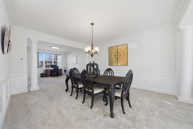 2617 Barker Drive, Batavia, IL 60510