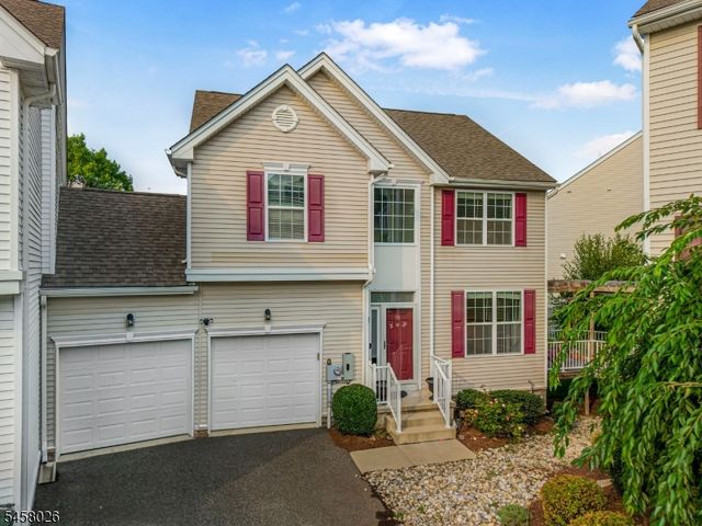 96 Sowers Dr, Mount Olive Twp., NJ 07840