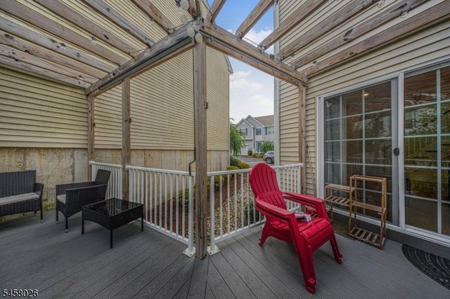 96 Sowers Dr, Mount Olive Twp., NJ 07840