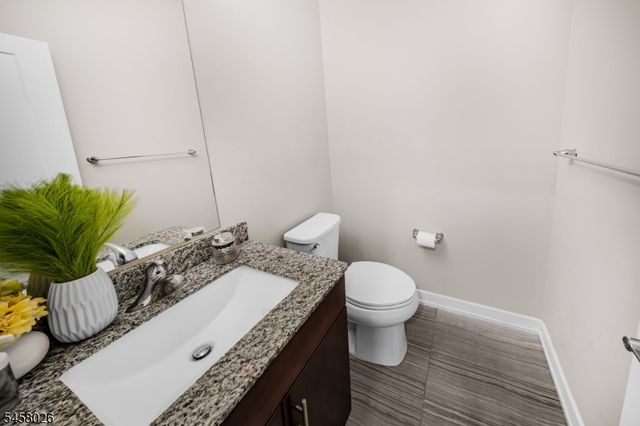 96 Sowers Dr, Mount Olive Twp., NJ 07840