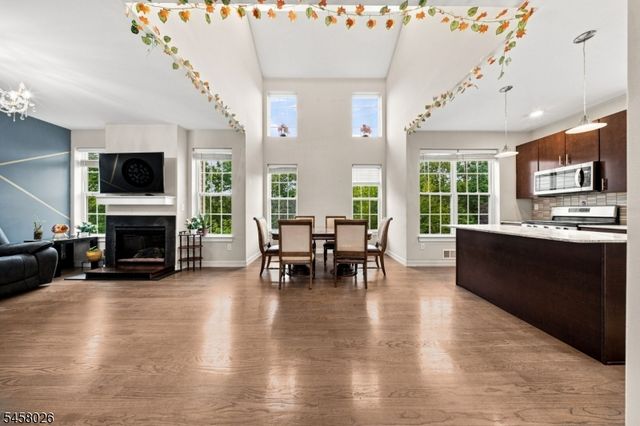 96 Sowers Dr, Mount Olive Twp., NJ 07840