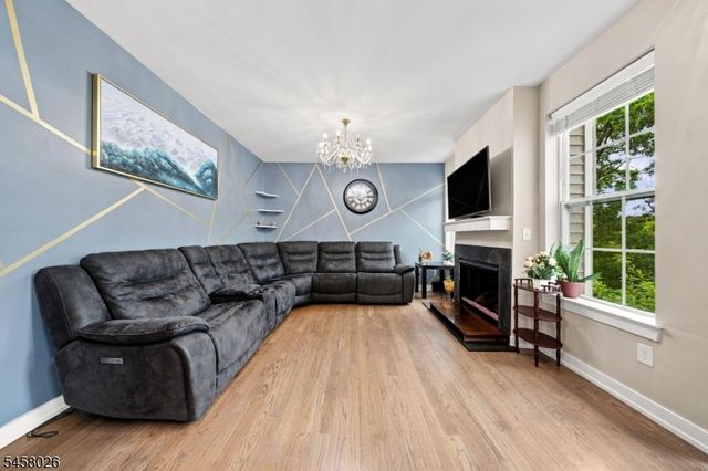 96 Sowers Dr, Mount Olive Twp., NJ 07840