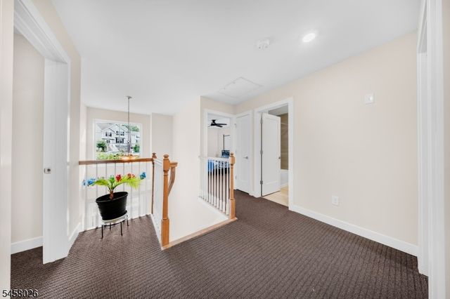 96 Sowers Dr, Mount Olive Twp., NJ 07840