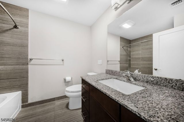 96 Sowers Dr, Mount Olive Twp., NJ 07840