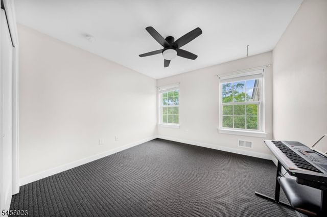 96 Sowers Dr, Mount Olive Twp., NJ 07840