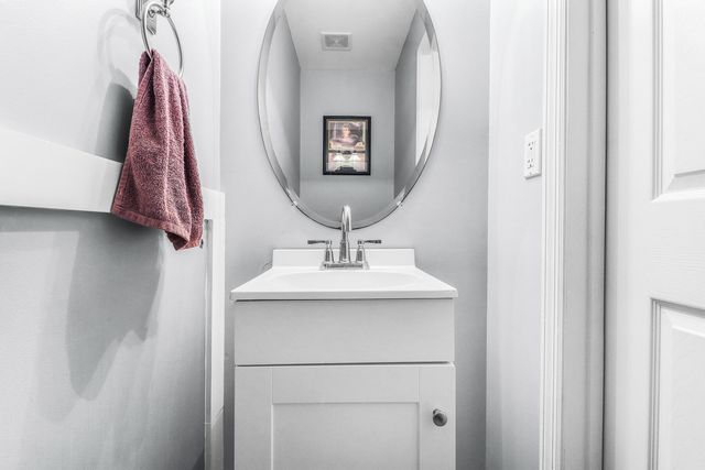 8653 Grassy Oak Trail, North Charleston, SC 29420