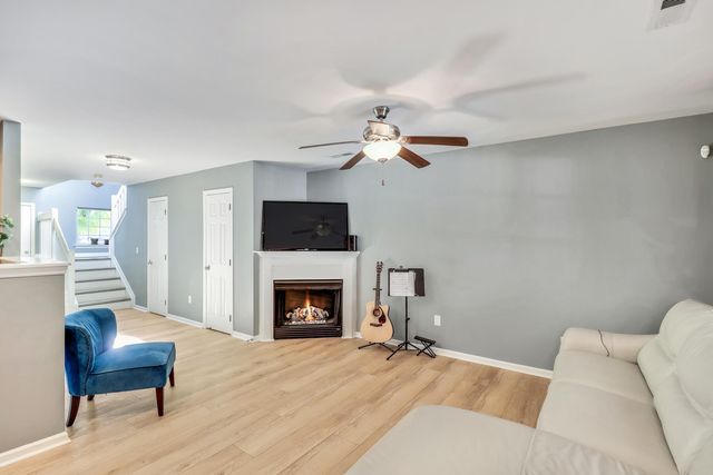 8653 Grassy Oak Trail, North Charleston, SC 29420