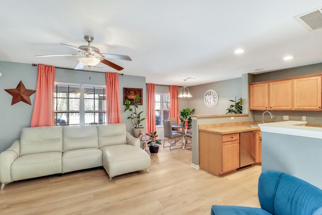 8653 Grassy Oak Trail, North Charleston, SC 29420