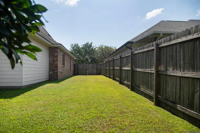 14241 Jamestown Blvd, Baton Rouge, LA 70810