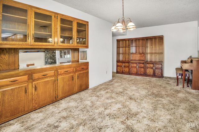 22840 Sidding Road, Bakersfield, CA 93314