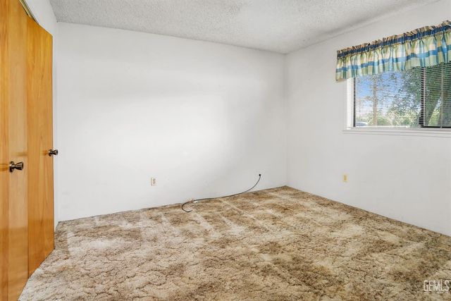 22840 Sidding Road, Bakersfield, CA 93314