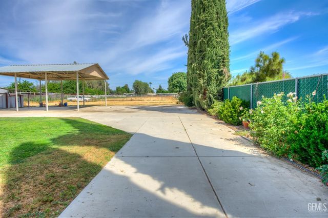 22840 Sidding Road, Bakersfield, CA 93314