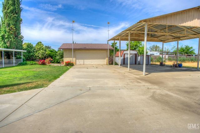 22840 Sidding Road, Bakersfield, CA 93314