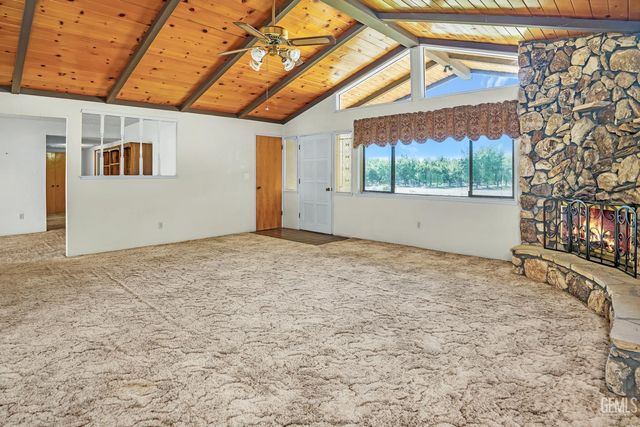 22840 Sidding Road, Bakersfield, CA 93314