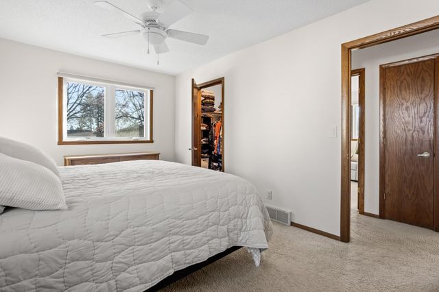 1737 Park Boulevard S, Fargo, ND 58103