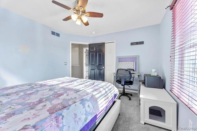 3710 Ridge View Drive, Trenton, MI 48183