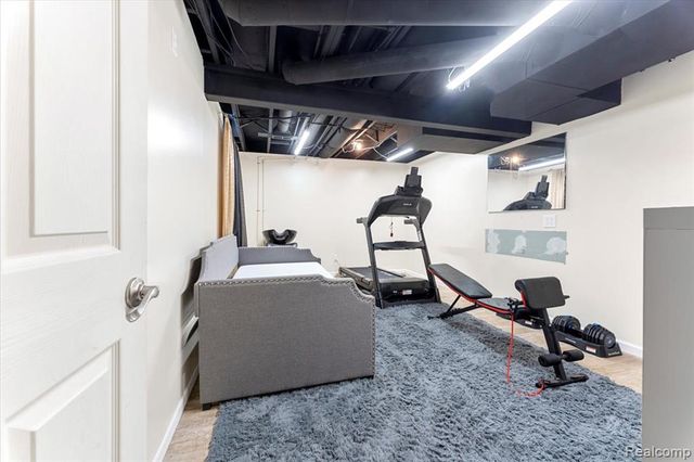 3710 Ridge View Drive, Trenton, MI 48183