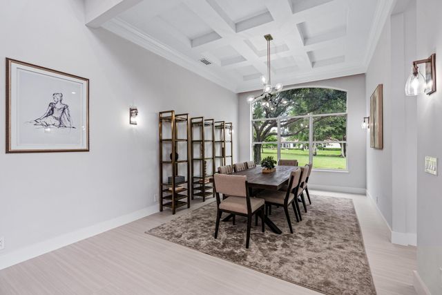 1124 Grand Cay Drive, Palm Beach Gardens, FL 33418