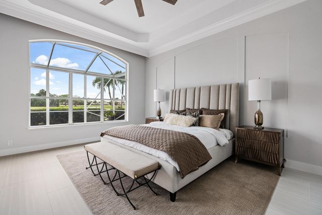 1124 Grand Cay Drive, Palm Beach Gardens, FL 33418