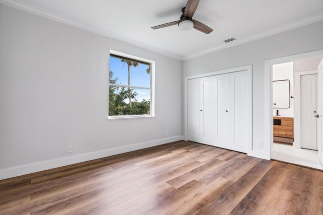 1124 Grand Cay Drive, Palm Beach Gardens, FL 33418