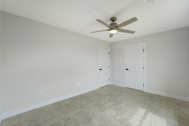 158 County Road 3550, Cleveland, TX 77327