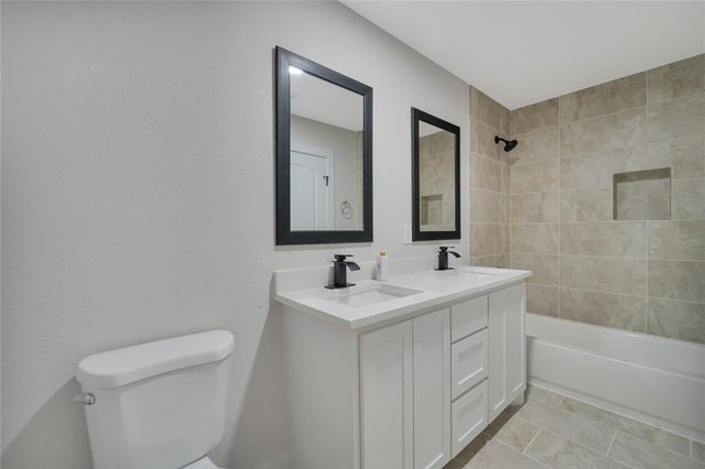 158 County Road 3550, Cleveland, TX 77327