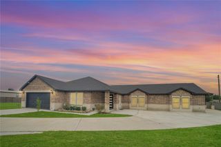 158 County Road 3550, Cleveland, TX 77327