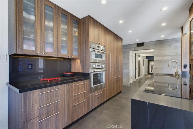 1525 E Appleton Street 201, Long Beach, CA 90802