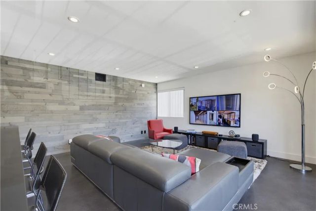 1525 E Appleton Street 201, Long Beach, CA 90802