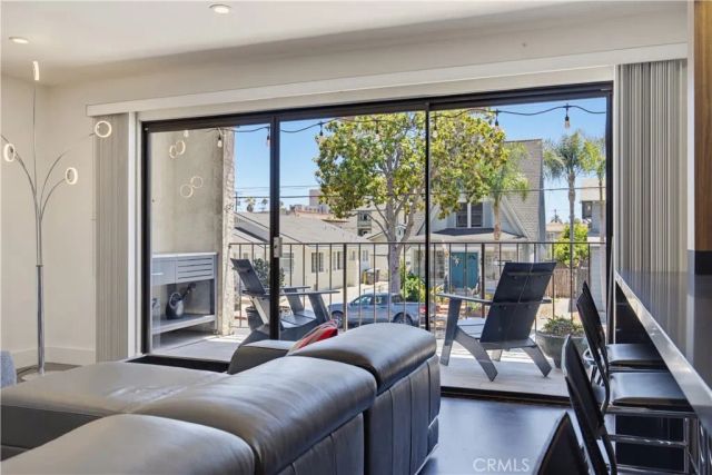 1525 E Appleton Street 201, Long Beach, CA 90802