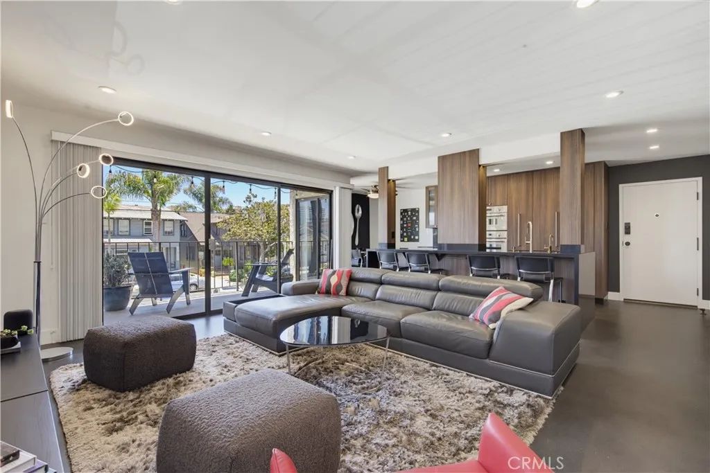 1525 E Appleton Street 201, Long Beach, CA 90802