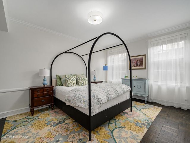 73 E Elm Street 4B, Chicago, IL 60611