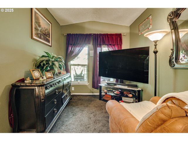 119 Nw 386TH St, Woodland, WA 98674