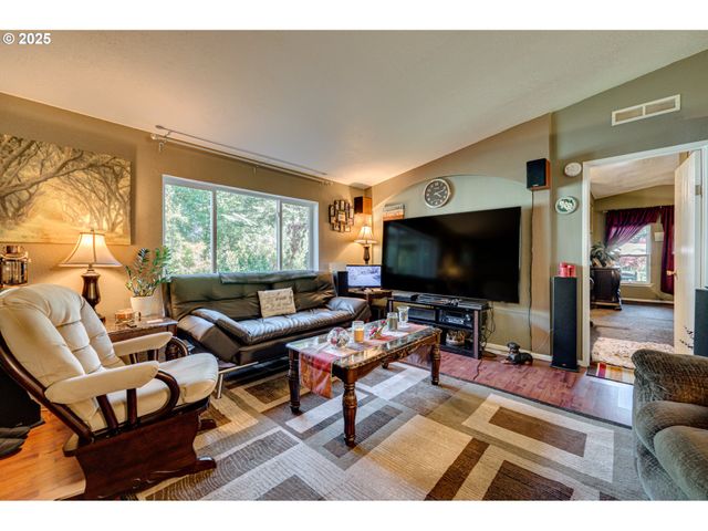 119 Nw 386TH St, Woodland, WA 98674