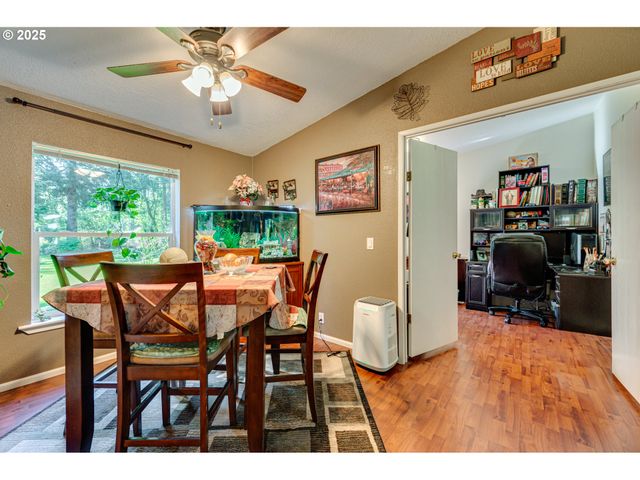 119 Nw 386TH St, Woodland, WA 98674