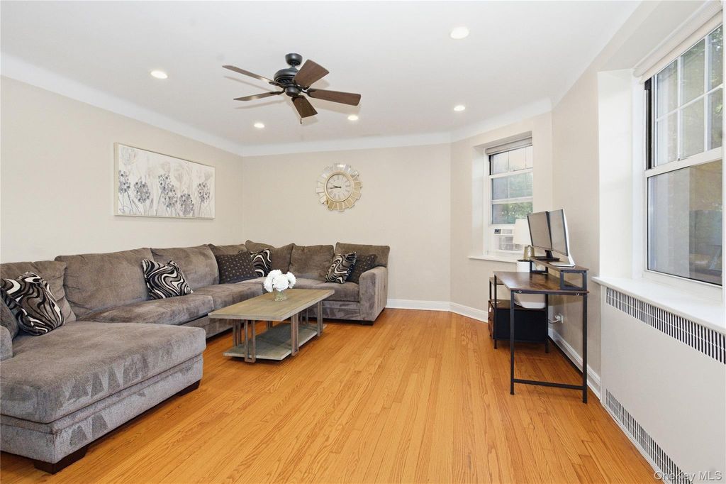 50 N Broadway 1J, White Plains, NY 10603 — photo 3